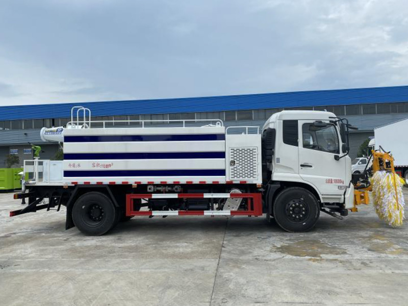 方罐-東風(fēng)天錦城市清洗車(chē)