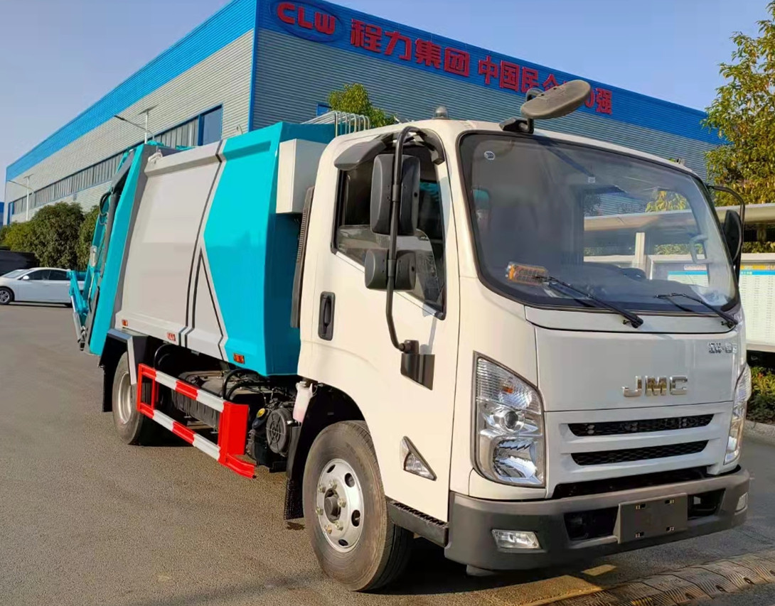 江鈴凱運(yùn)7方壓縮垃圾車