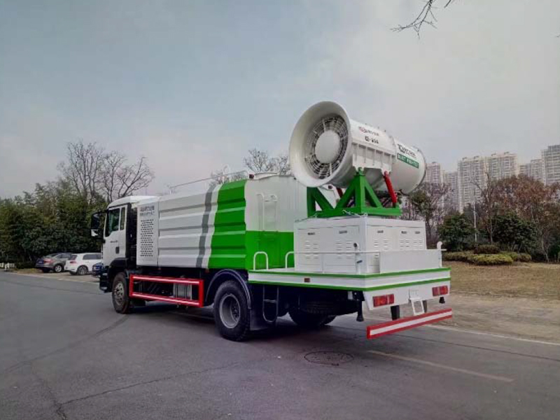 重汽汕德卡單橋抑塵車(chē)